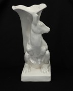 An antique white porcelain kangaroo vase, 19th century, ​​​​​​​15.5cm high - 2