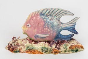 CASTLE HARRIS (attributed) slip cast pottery fish ornament, ​​​​​​​9cm high