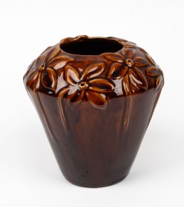 GRAHAM (Harvey School) brown glazed pottery vase with floral decoration, incised "Graham, Brown", ​​​​​​​14cm high