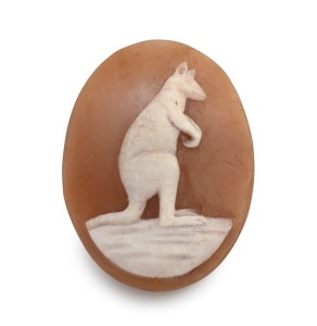 An unmounted shell cameo with carved kangaroo decoration, 19th/20th century, housed in an un-associated demi-lune leather box, 3cm high