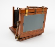 HOUGHTON: 'The Victo' 4&frac34; x 6&frac12;" plate&nbsp;field camera, c. 1900, with Busch's Rapid Aplanat No. Foc. 8" lens. - 3