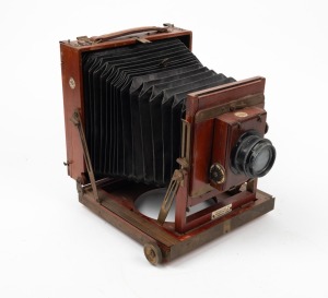 THORNTON-PICKARD: 'Imperial Triple Extension' 4¾ x 6½" plate field camera, c. 1910, with Ross London 7" Homocentric f5.6 lens and Thornton-Pickard roller-blind shutter.