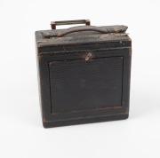 GUNDLACH: 'Korona II' 125 x 95mm plate field camera, c. 1920s, with R. & J. Beck Koilos&nbsp;Isostigmar&nbsp;6.75" f6.3 lens [#116677]. - 4