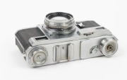 ZEISS IKON:&nbsp;Later-version Contax II 543/24 rangefinder camera [#B21872], c. 1936, with Sonnar 50mm f2 lens [#1828016]. - 3
