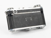 ZEISS IKON:&nbsp;Later-version Contax II 543/24 rangefinder camera [#B21872], c. 1936, with Sonnar 50mm f2 lens [#1828016]. - 4