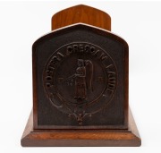 THE UNIVERSITY OF MELBOURNE antique Australian arts & crafts carved walnut bookstand with angel and Southern Cross surrounded by the university's motto and monogram, 19th/20th century, 22cm high, 51cm wide - 2