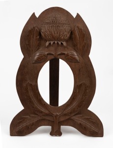 SYDNEY SCHOOL Australian Arts & Crafts carved cedar standing picture frame with waratah decoration, circa 1910, 30cm high