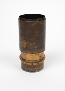 HUGO MEYER GOERLITZ: 7¾" f4 / 12⅝" f8 Double Plasmat lens [#291200], together with 8.5cm lens extension.