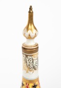 CHAMBERLAINS WORCESTER rare reticulated lidded porcelain bottle decorated in the Chinese style on yellow ground, mid 19th century, factory mark to base, 25cm high - 4