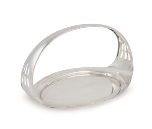 SECESSIONIST Austro-Hungarian silver tray with hoop handle, 19th/20th century, 22cm high, 26cm wide, 796 grams