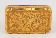 An important Australian solid yellow high carat gold snuff box, the lid with floral and foliate decoration surrounding a raised cartouche with engraved presentation inscription, the base with chased & engraved scene of an Aboriginal man with spear hunting - 8