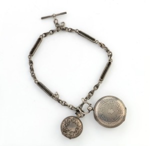 An antique sterling silver Albert fob chain, together with a sterling silver pocket watch case (no movement), and an engraved silver sovereign case, 19th/20th century, (3 items), 96 grams total