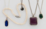 A cultured pearl necklace, together with four assorted silver necklaces with coloured stones, 20th century, (5 items), ​​​​​​​the pearl necklace 36cm long