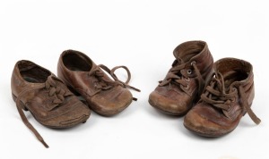Two pairs of antique Jack and Jill children's&nbsp;shoes, 19th/20th century, sole length 14cm