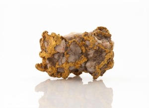 An attractive natural gold and quartz ore mineral specimen, ​​​​​​​3cm wide, 34.3 grams total