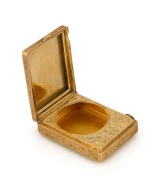 An antique Continental 14ct gold vanity box with ornate engraved decoration and lipstick slide, early 20th century, 5.5cm wide, 70.5 grams gold weight - 2