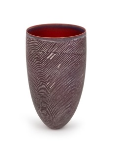 PIPPIN DRYSDALE pottery vase with linear decoration and terracotta glazed interior, signed "Pippin Drysdale", 25cm high