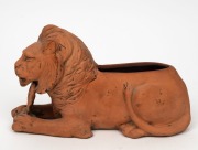 WWI period British Patriotic pottery lion with peace shield, sold to raise funds for the war effort, manufactured by Bretby Pottery, 15cm high, 25cm long - 3