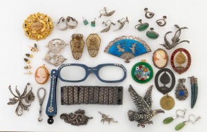 Vintage jewellery including silver and marcasite, cameo brooches, Siamese silver and blue enamel fan brooch, antique gaming token, lorgnettes, greenstone earrings, Murano glass pendant, bracelet, etc, (qty)