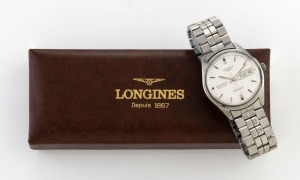 LONGINES "ADMIRAL" gent's automatic wristwatch in stainless steel case and bracelet with calendar day date window and original box, 3.7cm wide including crown