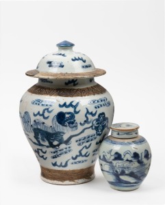 Two antique Chinese blue and white lidded jars, Ming and Qing Dynasty, 11.5cm and 26cm high