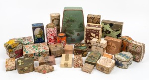 Twenty nine assorted vintage and antique perfume boxes including faux shagreen examples
