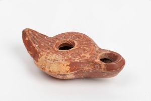 Byzantine terracotta oil lamp, 5th century, A.D., 10cm wide