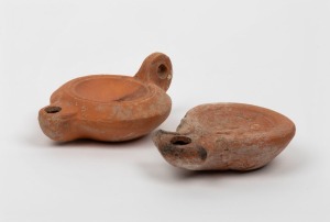 Two Roman terracotta oil lamps, 1st-3rd century, A.D., 10.5cm and 9cm wide