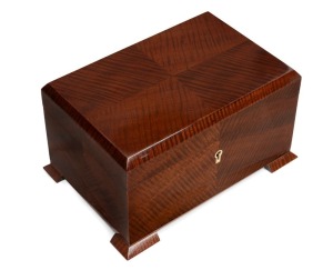 A vintage timber humidor with bone escutcheon, 20th century, 12cm high, 22cm wide, 15cm deep