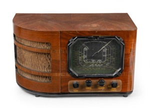 S.T.C. vintage mantle radio in walnut case, ​​​​​​​27cm high