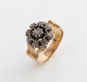A vintage 14ct yellow gold ring, set with diamond cluster mounted in silver, ring size Q, weight 4.8 grams