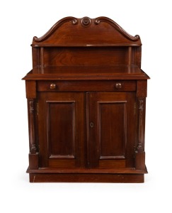 An antique Australian cedar apprentice chiffonier cabinet, 19th century, 77cm high, 57cm wide, 34cm deep