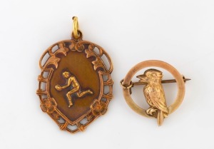 An antique 9ct gold kookaburra brooch, together with an antique Willis & Sons of Melbourne 9ct gold Australian football fob engraved "G.F.A. DIGBY, PREMIERS 1923, R. HANCOCK, 1923", (2 items), 7.5 grams total