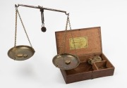 Antique gold scales with weights in oak&nbsp;case, bearing paper label inside the lid "W. & T. AVERY",&nbsp;19th century, 24cm wide