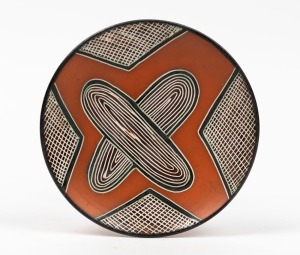 CARL COOPER pottery dish with sgraffito Aboriginal motif, incised "Carl Cooper, Australia, 1964", 15cm diameter