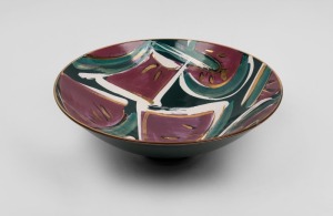 PIPPIN DRYSDALE green ceramic bowl with hand-painted decoration and gilt rim, signed "Pippin Drysdale, 1993", 12cm high, 35cm diameter