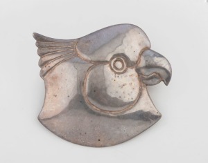 HENDRIK FORSTER Australian silver cockatoo brooch, 20th century,  stamped 925 with artists monogram mark, 5cm wide