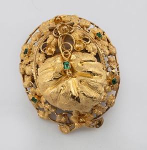 An impressive antique Colonial Australian high carat yellow gold brooch with floral and leaf decoration adorned with green stones and photo windows front and back, most likely Melbourne made, 19th century,  4.5 cm high, 22.4 grams total including windows