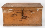 An impressive antique tool trunk with a handsome selection of antique cabinet maker's hand tools, 19th/20th century,&nbsp; - 5