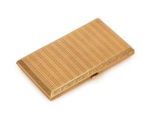 WALTER LINDRUM'S 9ct gold cigarette case incorporating a collapsible travelling clock, made by Eszeha, circa 1930. A gift from an anonymous admirer.10.5cm wide, 138 grams including clock movement