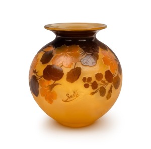 ETABLISSEMENT GALL&Eacute; (1904 - 1936) "Grandes Capucines" large French cameo glass vase with nasturtium&nbsp;decoration, circa 1925, signed "Gall&eacute;", 23cm high, 20cm wide