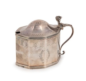 A Georgian sterling silver mustard pot, with original glass lining (damaged), by Peter & Ann Bateman of London, circa 1798, 8cm high, 116 grams