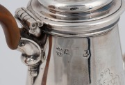 George II antique English sterling silver coffee pot, by Humphrey Payne of London, circa 1744, 21.5cm high, 646 grams including handle. PROVENANCE: formerly part of the Geoffrey Kaye Collection. Note: Kaye left a significant portion of his collection of a - 2