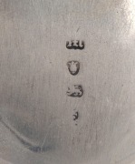A Georgian sterling silver pap boat, made in London, circa 1767, ​​​​​​​11cm long, 50 grams - 3