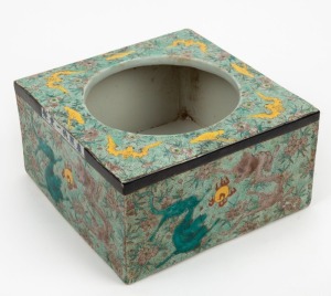 A Chinese famille verte&nbsp;square porcelain vase with dragon and flaming pearl decoration, 19th/20th century, underglaze blue character mark to side, 10cm high, 18cm wide