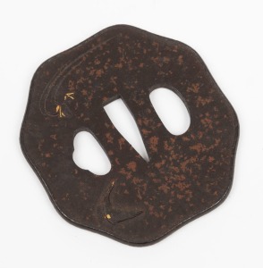 TSUBA antique Japanese Samurai sword guard, cast bronze with gilt highlights and inscription, Edo/Meiji Period, 19th century, 7cm high