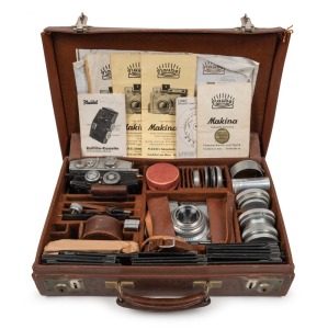 PLAUBEL&nbsp;"Makina III" German camera and accessories in original fitted brown leather case with original documentation, the case 40cm wide