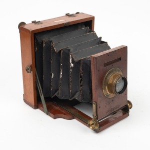 LANCASTER: "Merveilleux"&nbsp;16 x 16cm plate field camera with brass lens, c. 1880s.