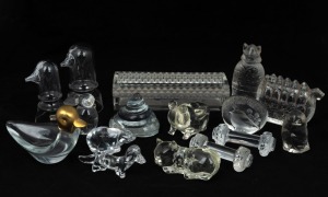 LALIQUE&nbsp;French glass knife rests and trough, BODA&nbsp;Swedish glass bird ornaments and other assorted glass ornaments, 20th century, (15 items), the largest 20cm wide