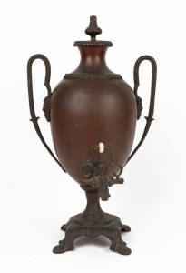 An antique English hot water copper urn by W. H. Williams & Co. of London, early 19th century, 49cm high